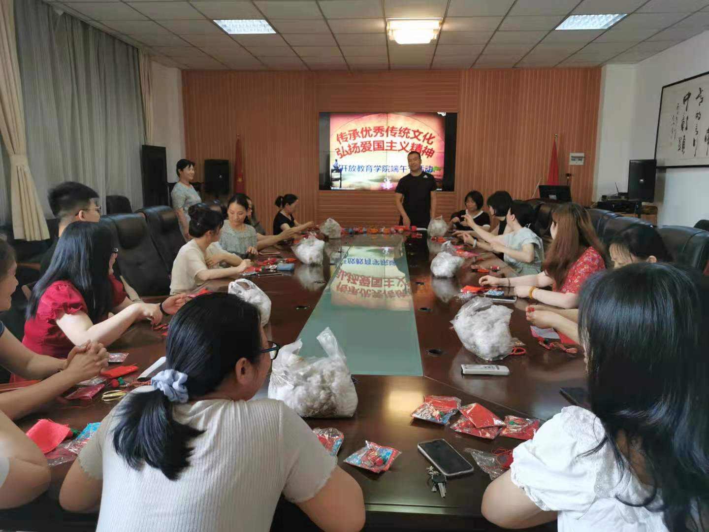 说明: C:\Users\hp\AppData\Local\Temp\WeChat Files\97c0b208890fe20826933ee2a30a878.jpg