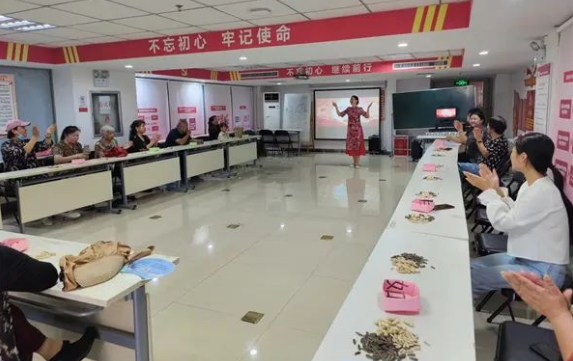 说明: C:\Users\hp\Documents\WeChat Files\wxid_h47slzhzrfir22\FileStorage\Temp\1695891019700.png