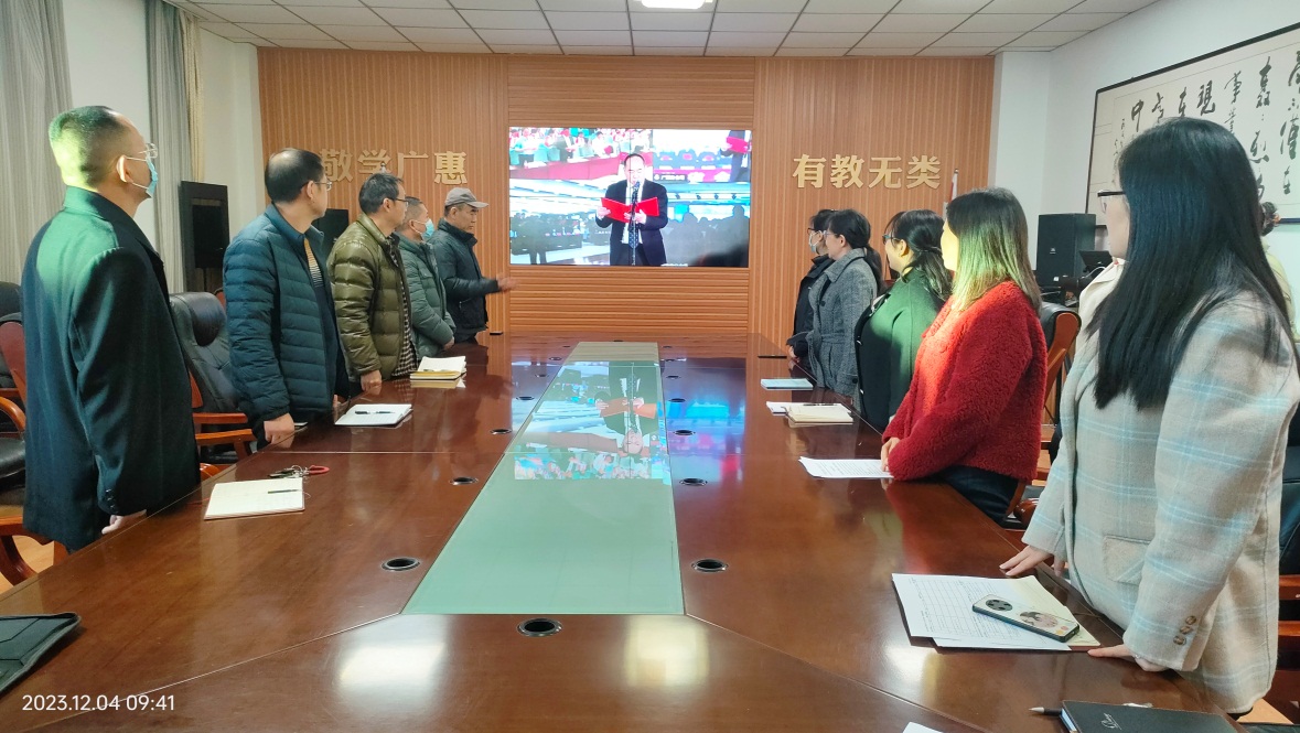 说明: C:\Users\hp\Documents\WeChat Files\wxid_h47slzhzrfir22\FileStorage\Temp\b8965a59c139e0e4d25356c5fadf999.jpg